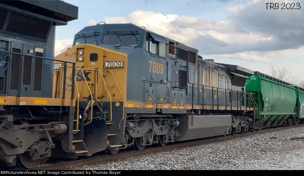 CSXT 7809